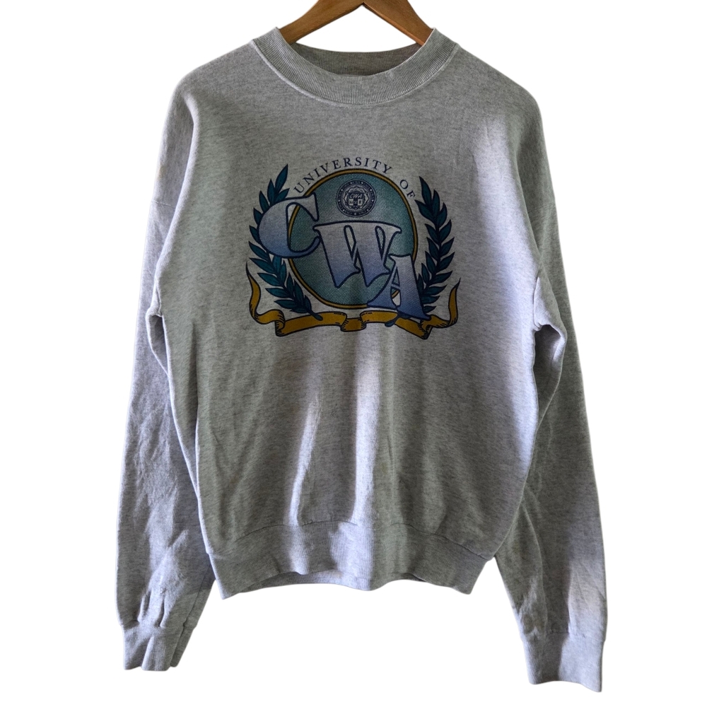 Vintage 90s CWA University Distressed Gray Crewneck Sweatshirt Mens Size L